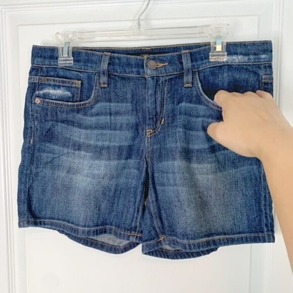 Joe's Distressed Med Wash Whiskered Cotton Denim Casual Summer Shorts - Picture 2 of 10